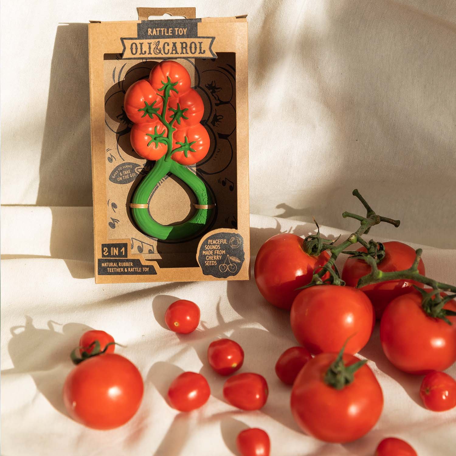 Jouet hochet tomate